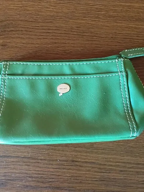 Nine West Green Tote Bag + Matching Clutch Set Excellent Condition Spring color - Picture 8 of 9
